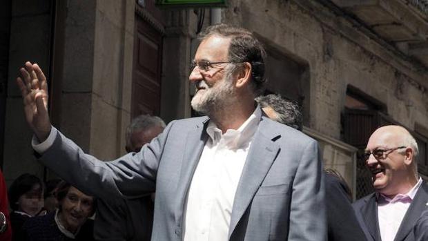 Rajoy hará una campaña sin complejos para reivindicar el 155