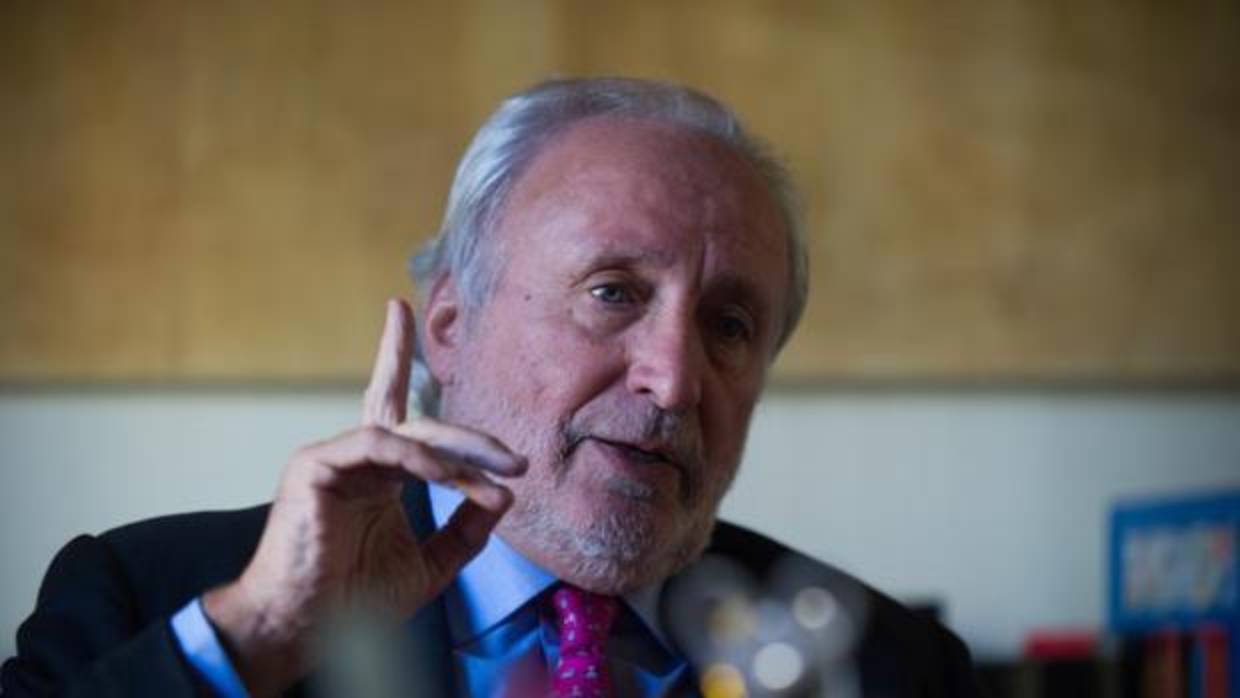 El exconsejero de la Generalitat y militante de CDC Antoni Fernández Teixido