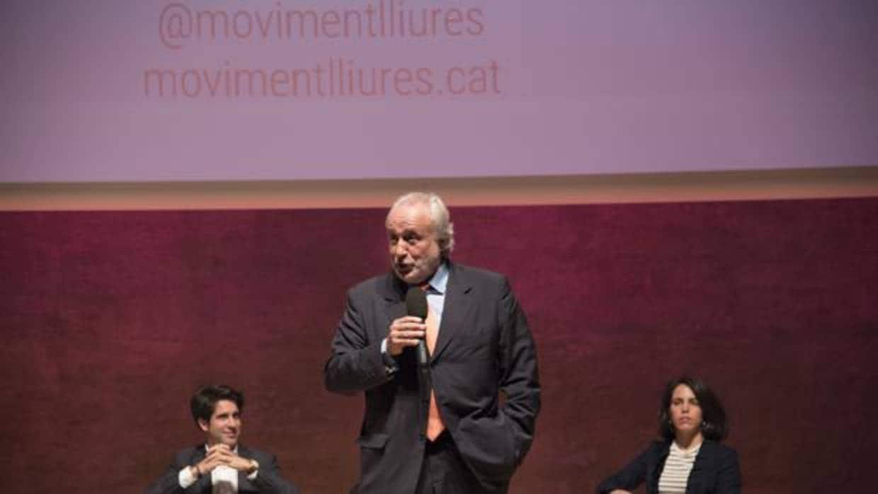 Antoni Fernández Teixidó en la presentación de la plataforma Lliures