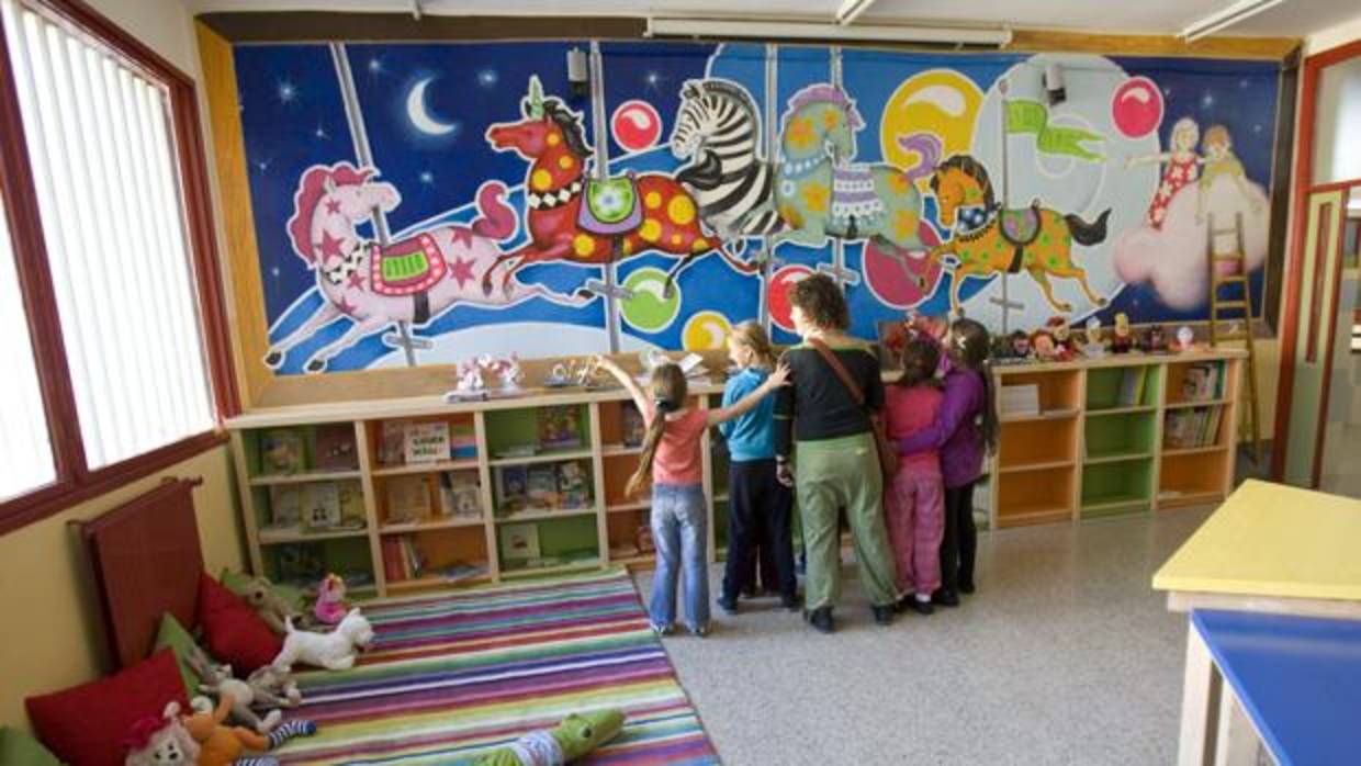 Imagen de archivo de una biblioteca infantil