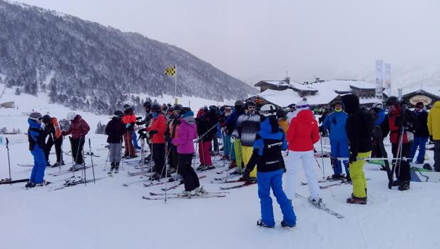 El Ayuntamiento ofrece 3.150 plazas para esquiar y hacer snow