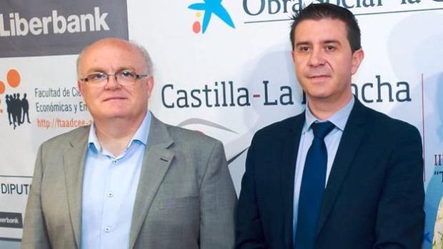 Cabañero y Ruiz Santos presentan más de 1.400 avales para optar al PSOE Albacete