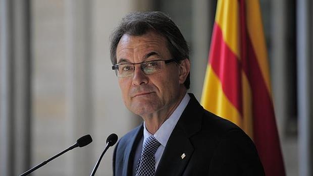 Artur Mas deposita en el Tribunal de Cuentas otros 144.588 euros de la fianza por el 9-N