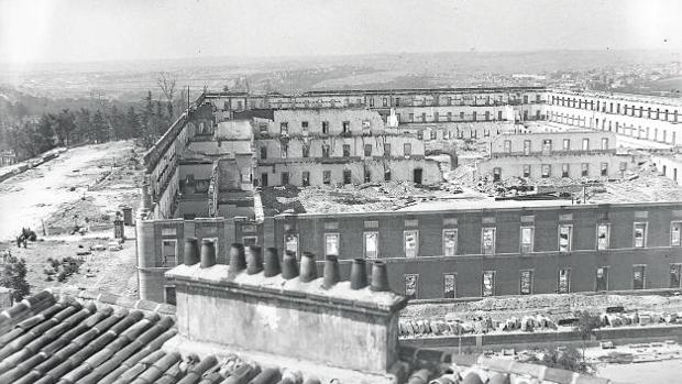 Hallan vestigios del Cuartel de la Montaña bajo el Templo de Debod