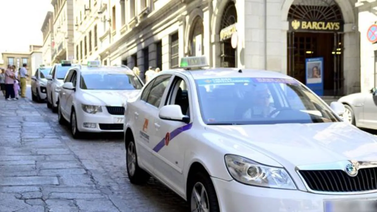 Los taxistas de Castilla-La Mancha se suman a la huelga nacional de este miércoles