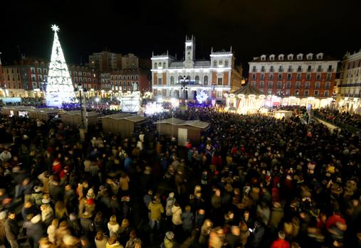 Valladolid enciende su iluminación navideña