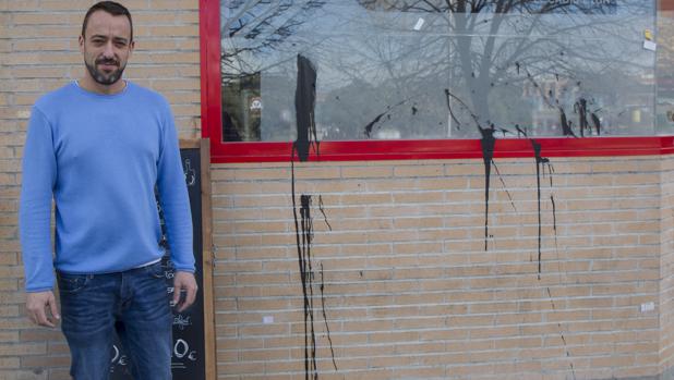 Los Bukaneros hacen pintadas en bares atléticos: «Asesinos. Jimmy vive»