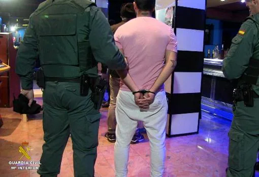 Uno de los arrestados en el club de alterne de Otero