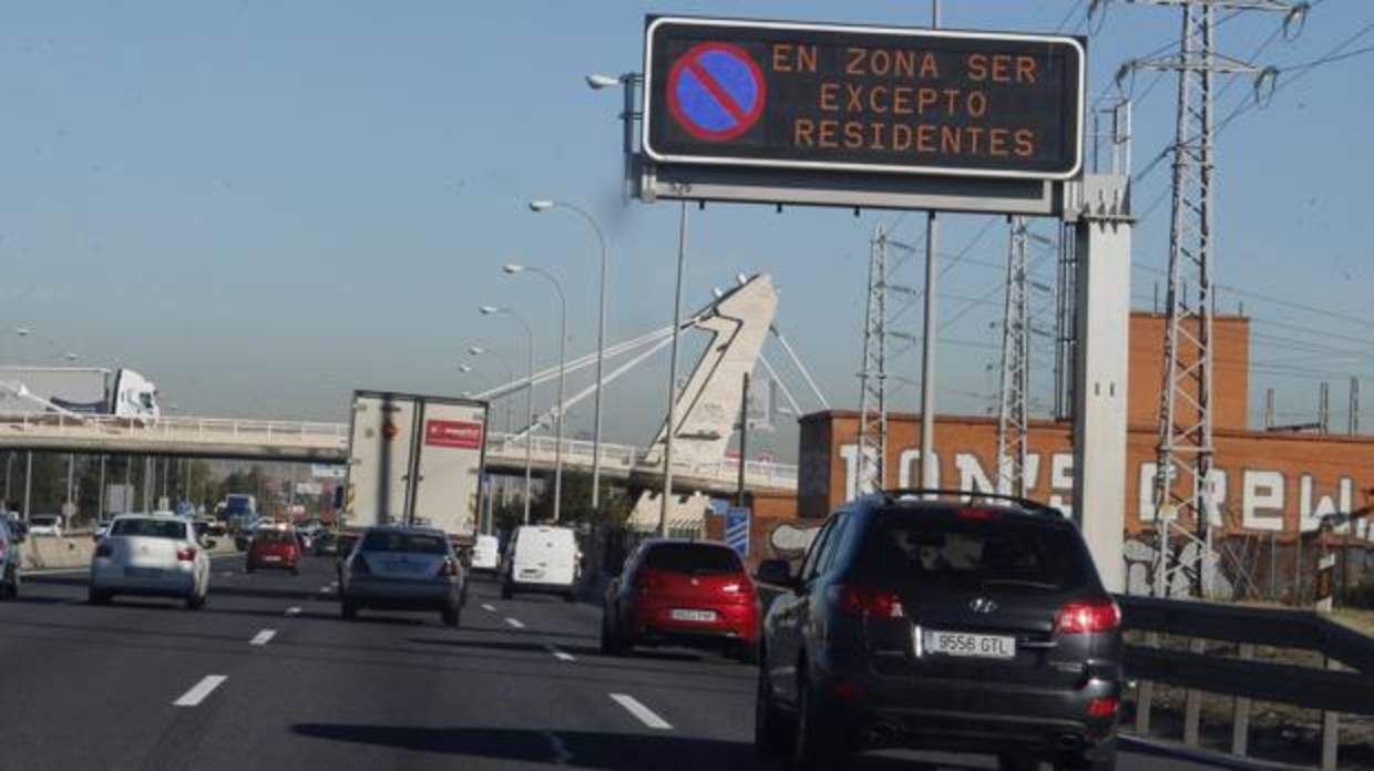 El Ayuntamiento de Madrid activa el protocolo por contaminación y limita la velocidad en la M-30