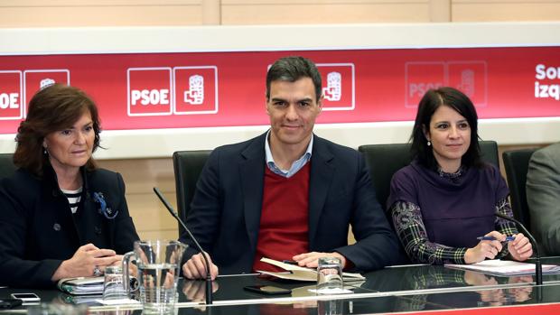 El PSOE plantea que la reforma constitucional consagre la laicidad de Estado y el matrimonio homosexual