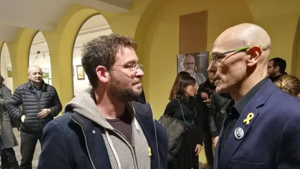 El exlíder de Podemos en Cataluña debuta en la campaña de la mano de ERC y la CUP