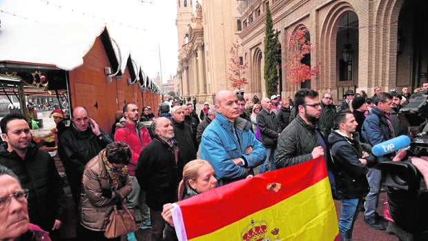 Los populistas mantienen su desplante a la víctima del asesinato en Zaragoza