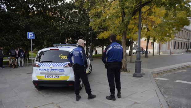 Un menor apuñala en el cuello a una amiga cuando «jugaban»