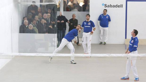 Les formacions de Puchol II i Genovés II, finalistes del XI Trofeu Mestres de Pilota