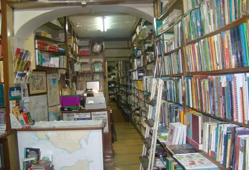 La librería se especializó en manuales de Medicina y después en Veterinaria, Agricultura y náutica