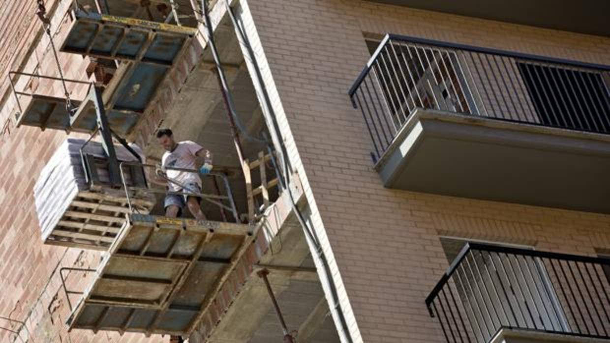 Un trabajador de la construcción, en una imagen de archivo