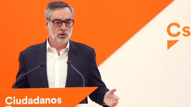 PP, PSOE y Ciudadanos comparten el diagnóstico del Rey: «Queremos una Cataluña en España y en Europa»