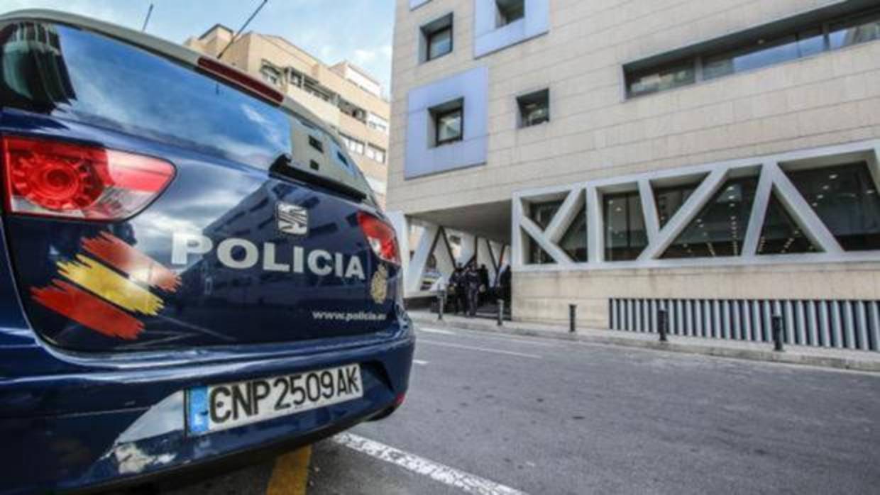 Imagen de archivo de la comisaría provincial de la Policía Nacional en Alicante