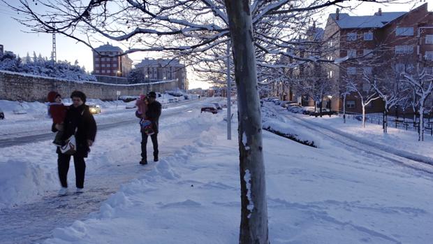 Un total de 13.727 alumnos de Castilla y León se quedan sin clase por la nieve y el hielo