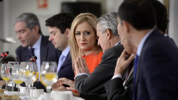 Cifuentes prevé un «sorpasso» del PIB de Madrid al de Cataluña