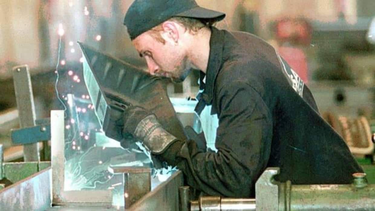 El tejido industrial aragonés suma casi 100.000 empleos directos