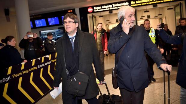 Llarena destapa a Puigdemont: quería forzar su detención para poder delegar su voto