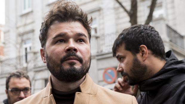 Rufián confunde «invernación» con «hibernación» en un discurso y desata las risas de los diputados