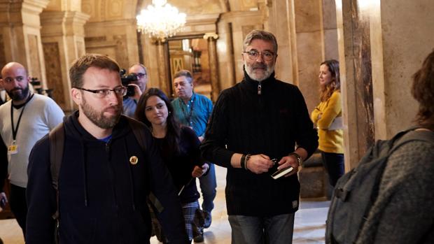 El letrado mayor del Parlament dice que la impugnación a Puigdemont carece de «recorrido»