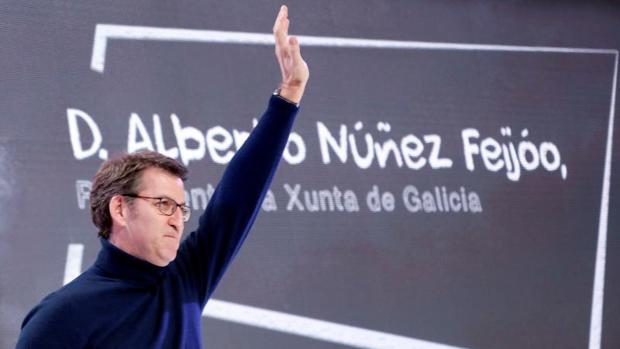 Feijóo: «Galicia está dispuesta a liderar el pacto educativo»