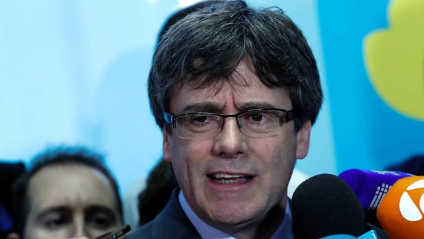 Puigdemont negocia pronunciar su discurso de investidura desde el Parlamento flamenco