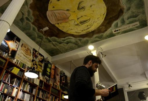 Librería Ocho y Medio, en la calle de Martín de los Heros