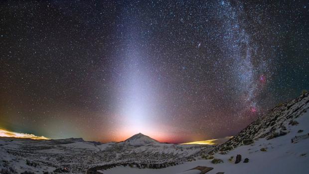 La luz zodiacal inunda de esplendor Canarias