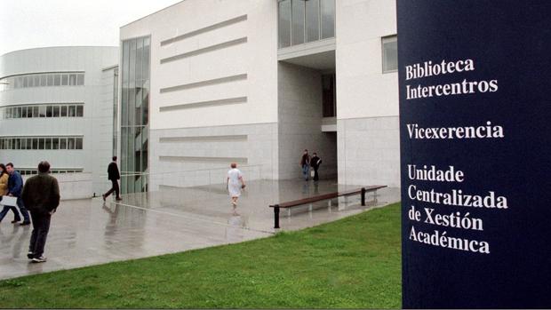 Coaccionan durante meses a un menor para que entregue joyas de la familia