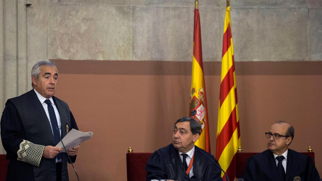 Bañeres habla, el pasado lunes, durante su toma de posesión como nuevo fiscal jefe catalán, en presencia del fiscal genereal del Estado, Sánchez Melgar, y el presidente del Tribunal Superior de Cataluña, Jesús María Barrientos