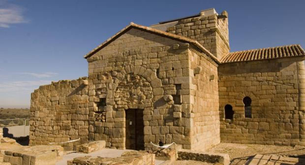 Exterior de la iglesia de Santa María de Melque