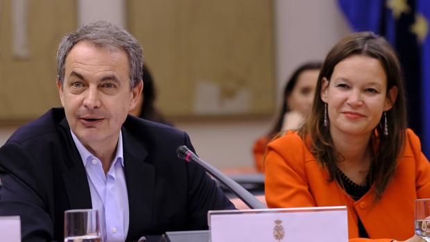 Zapatero y Pajín, un «acontecimiento planetario» en Entrevías