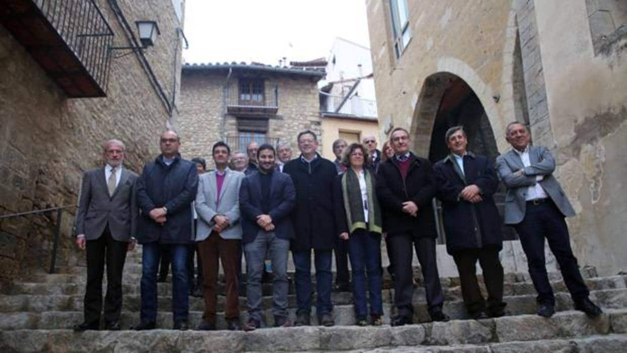 Puig y Marzà con los rectores y otros participantes en el foro sobre la financiación de las universidades públicas
