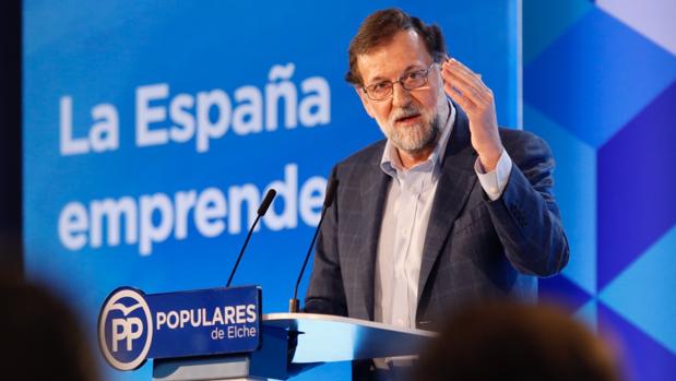 Rajoy anuncia que la fibra óptica llegará a todo el territorio en tres años