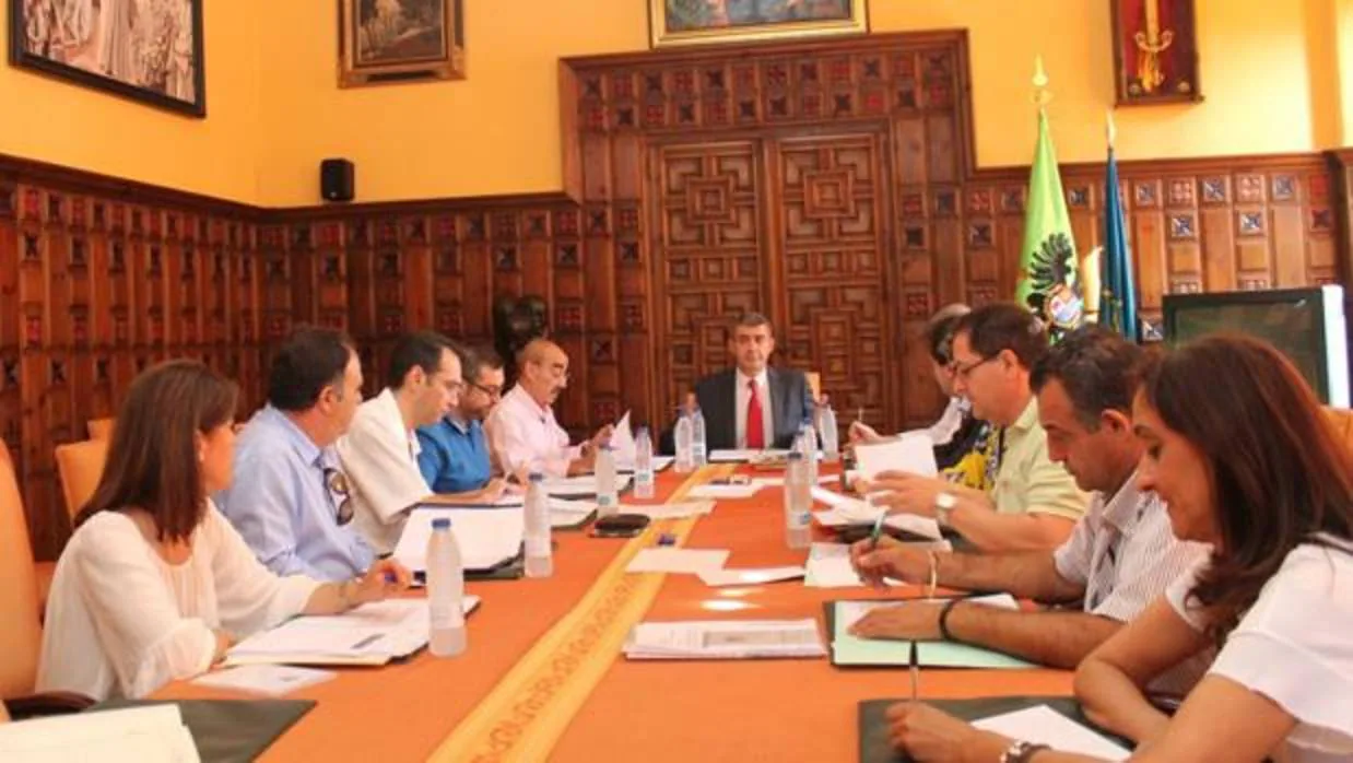 Imagen de archivo de una reunión de la Junta de Gobierno