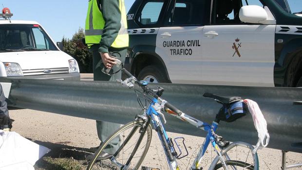 Localizado el autor del atropello a un ciclista en Coristanco (La Coruña)