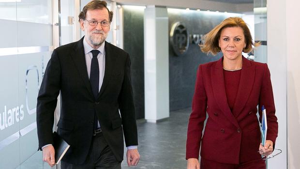 Cospedal niega un enfrentamiento con Santamaría: «No hablaríamos de esto si fuéramos hombres»