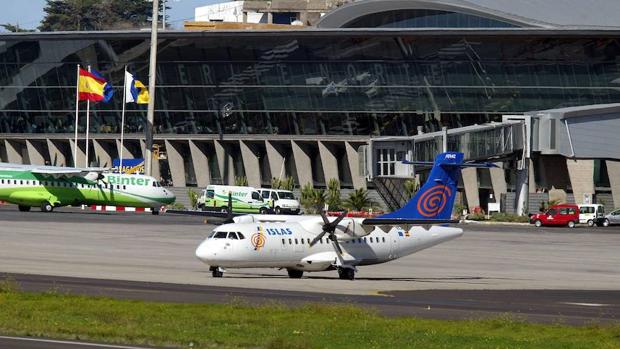 El gasto por «bautizar» Los Rodeos con el nombre de Tenerife Norte superará los 71.000 euros