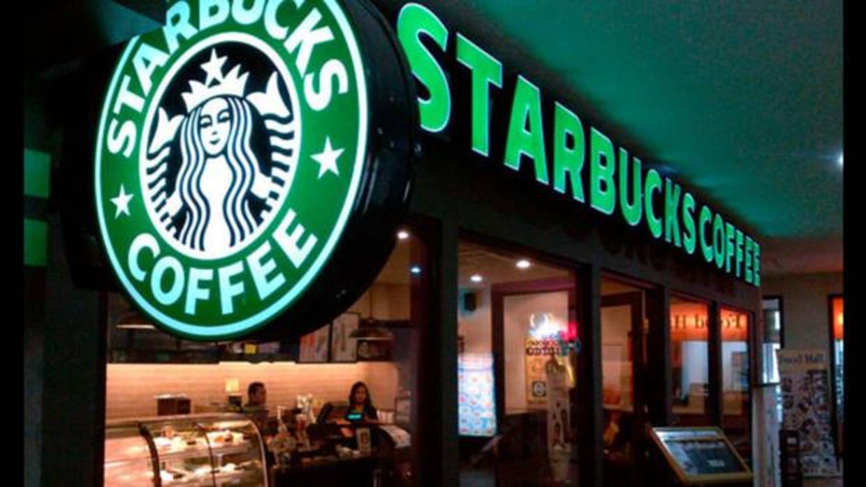 Starbucks abrirá su tienda en el Casco Historico el proximo día 26