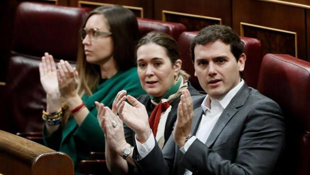 Rivera siente «envidia» de los valencianos por sentirse también españoles excepto Compromís