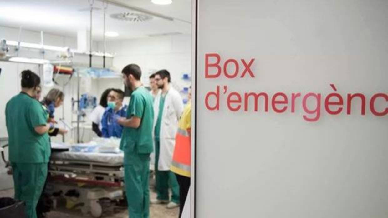 Un box de urgencias en un hospital catalán