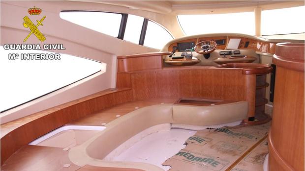 Detenido un hombre por desmantelar un barco precintado por una ejecución hipotecaria