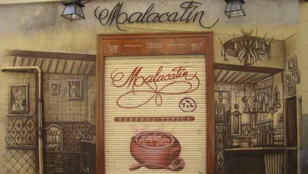 La taberna Malacatín es lugar obligatorio de paso para los amantes del cocido