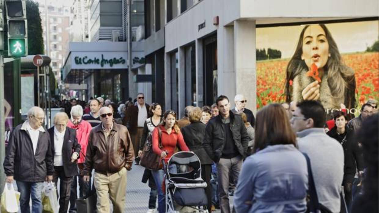 Imagen del exterior de una gran superficie en Valencia