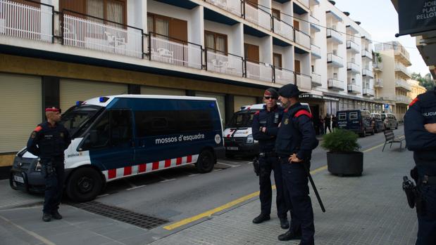 Un hombre se entrega tras matar a cuchilladas a su madre en su casa de Berga (Barcelona)