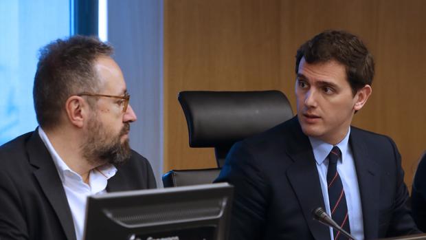 Ciudadanos abandona la comisión territorial por la negativa del PSOE a que comparezcan Guerra, Bono e Ibarra